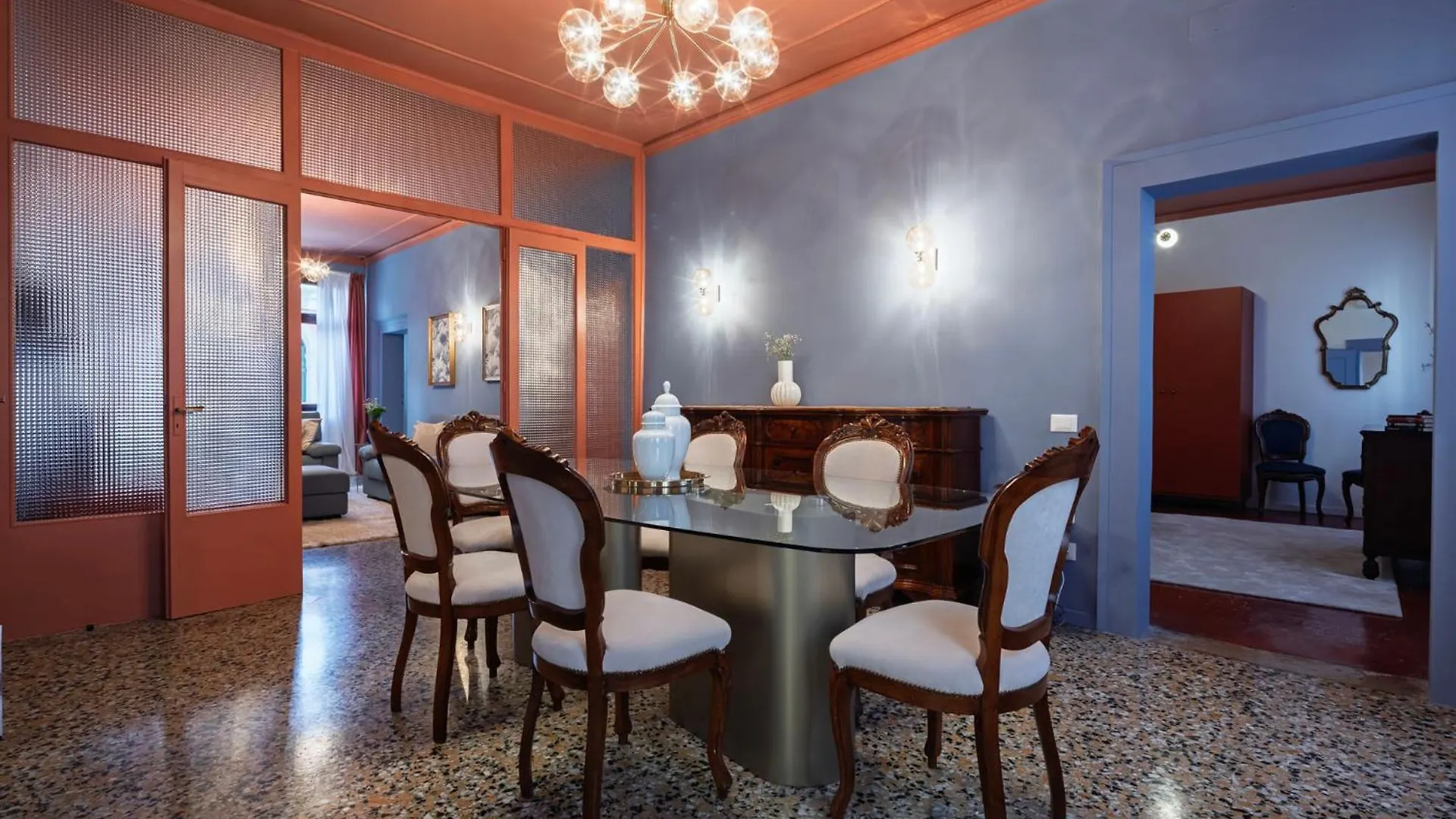The Arsenal Large Apartment Venice