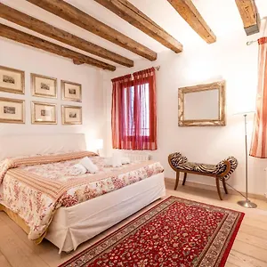 San Marco New Romantic Apartment